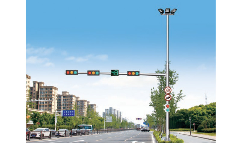 道路的路燈使用綜合桿優(yōu)勢(shì)有哪些？